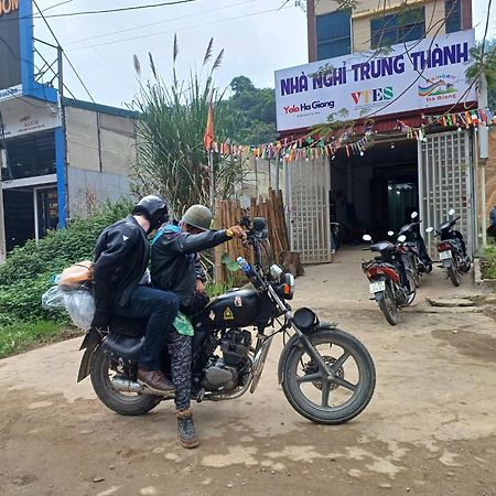 Yolo Ha Giang Adventures, Motorbike And Loop Tours Hotel Exterior photo